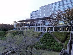 250px-Aichi_Institute_of_Technology_-_panoramio_%287%29.jpg